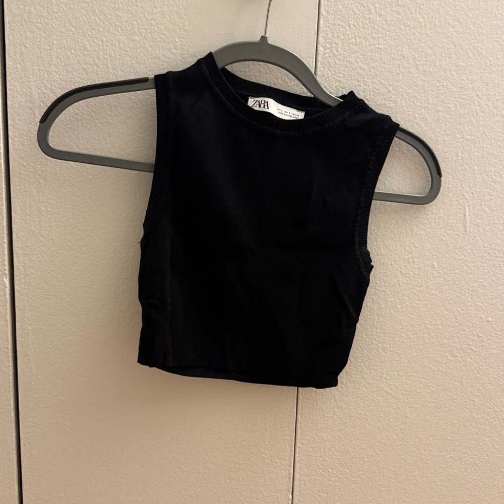 Zara Black Sleeveless Crop Top